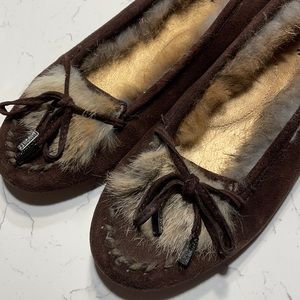 Brown suede Moccasins with faux fur lining